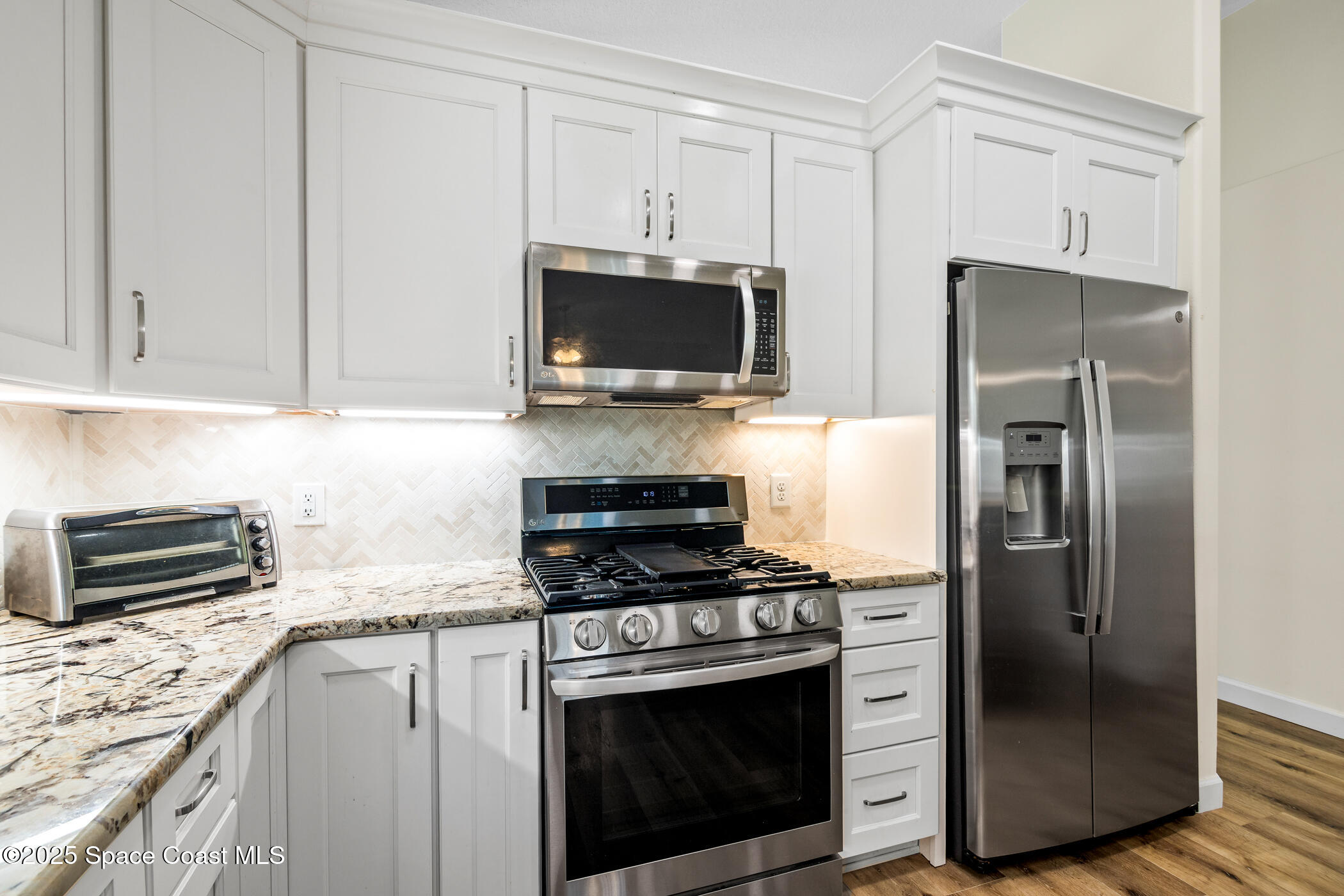 1444 Boca Rio Drive Melbourne, FL 32940 - Photo 13 of 59 Kitchen
