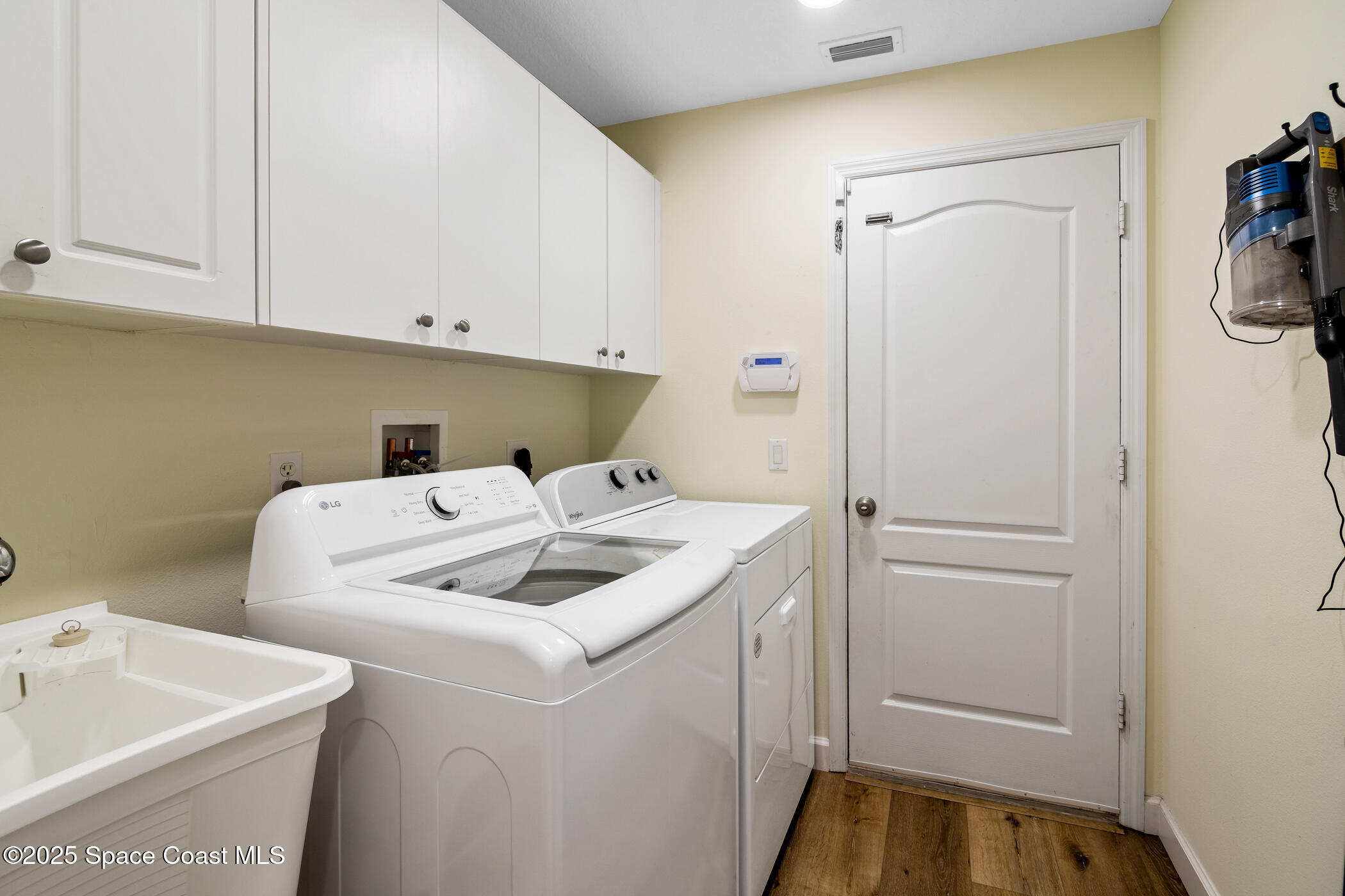 1444 Boca Rio Drive Melbourne, FL 32940 - Photo 27 of 59 Laundry Room
