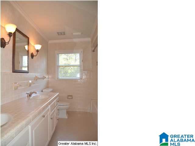 721 Wellington Road South Birmingham, AL 35209 - Photo 19 of 22