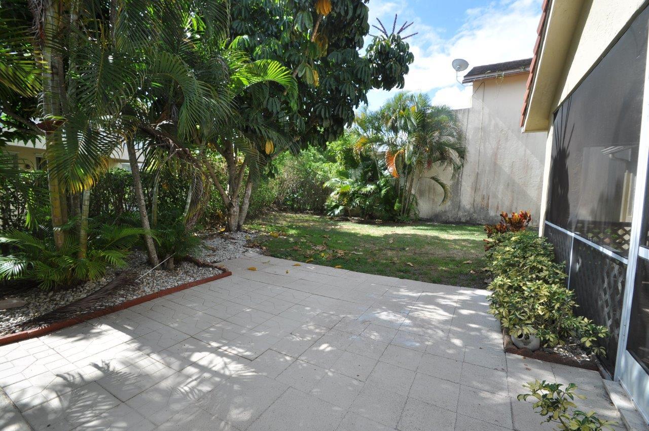 18206 Blue Lake Way Boca Raton, FL 33498 - Photo 23 of 27 DSC_0674