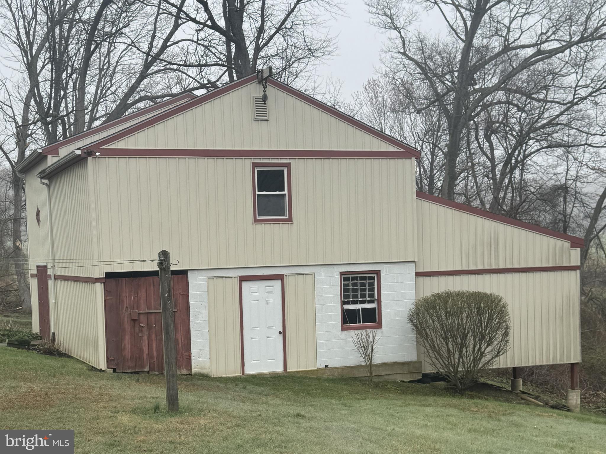 982 Fairview Road Glenmoore, PA 19343 - Photo 2 of 2