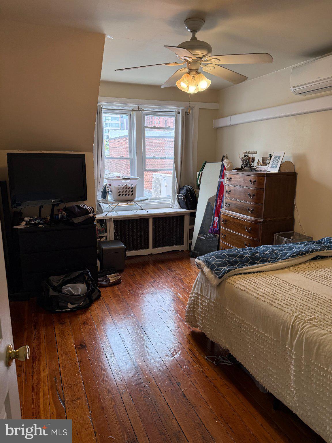 1723 Pine Street, Unit 4 Philadelphia, PA 19103 - Photo 6 of 16 Cozy attic retreat with natural light.