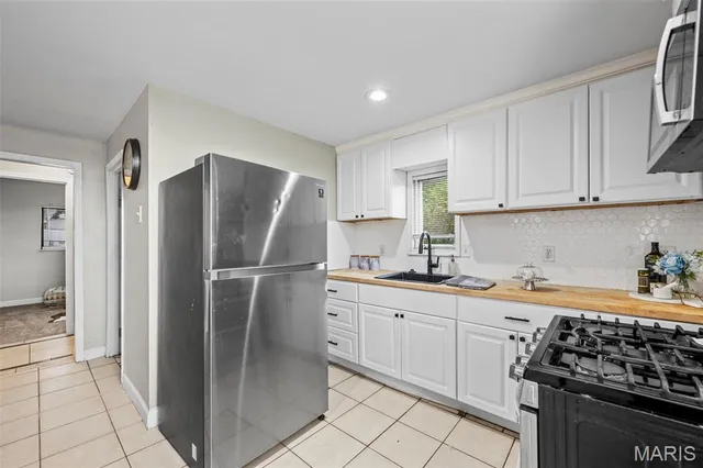 $235,000 | 2911 Brazeau Avenue, Brentwood, MO 63144