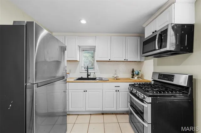 $235,000 | 2911 Brazeau Avenue, Brentwood, MO 63144