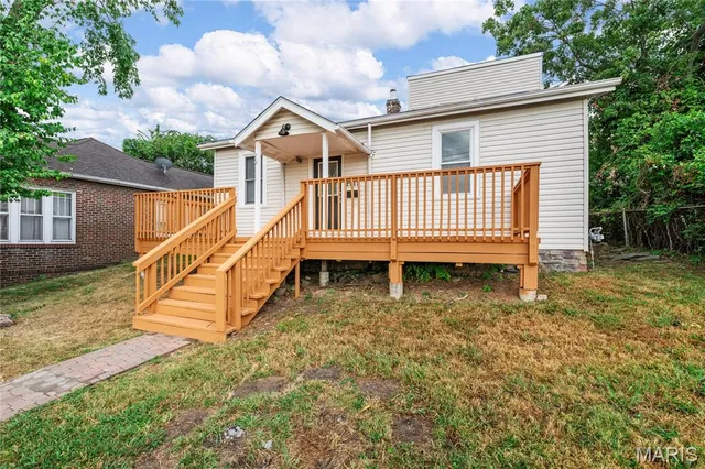 $235,000 | 2911 Brazeau Avenue, Brentwood, MO 63144