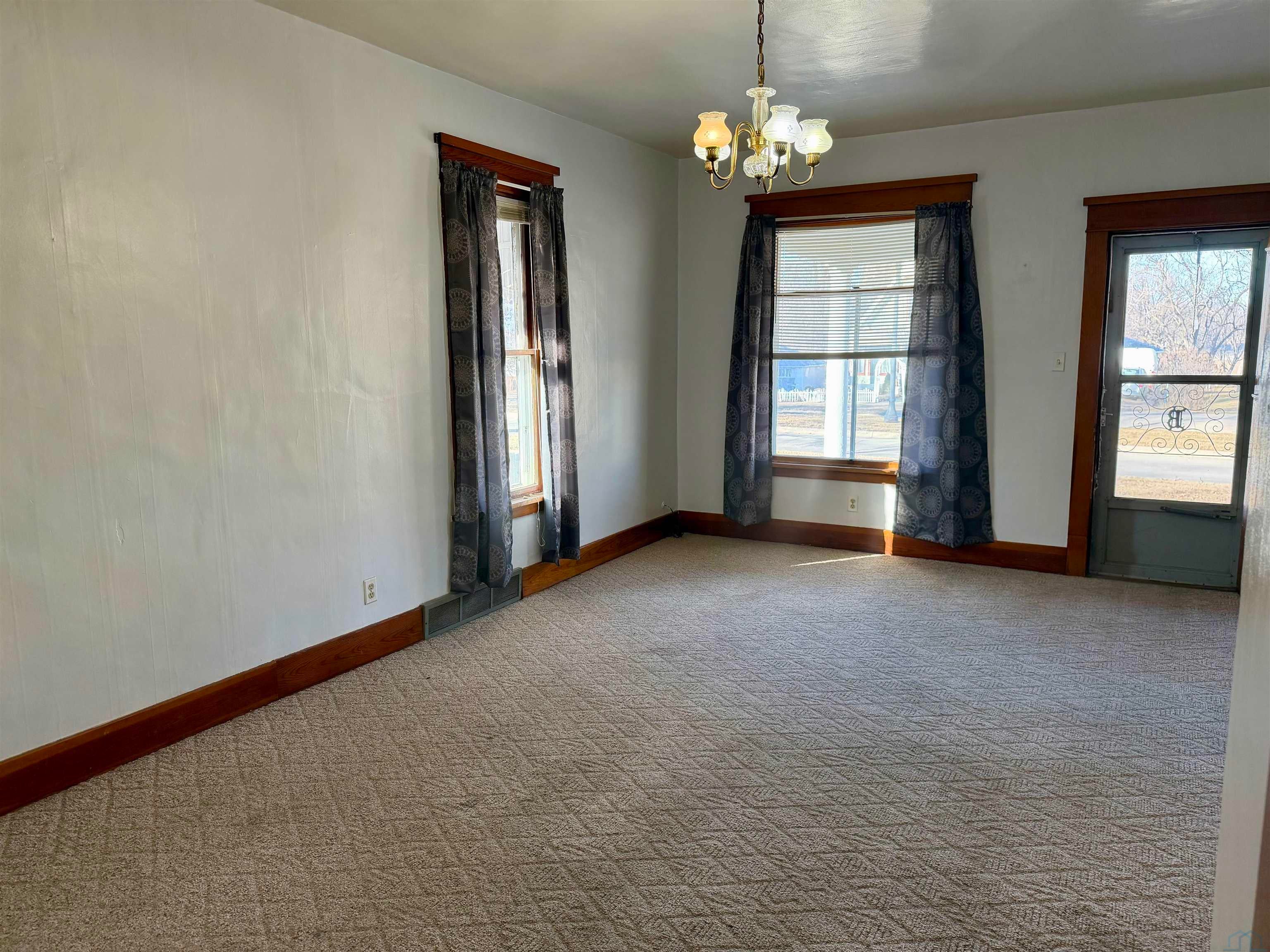 609 South Washington Street Remsen, IA 51050 - Photo 8 of 20 Gallery Image 8