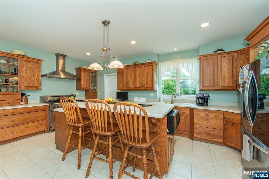 37 Thomas Wayne, NJ 07470 - Photo 10 of 32