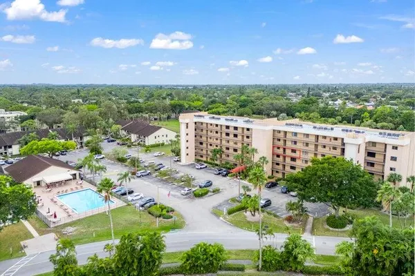$1,800 | 7770 Tahiti Lane, Unit 405, Lake Worth, FL 33467