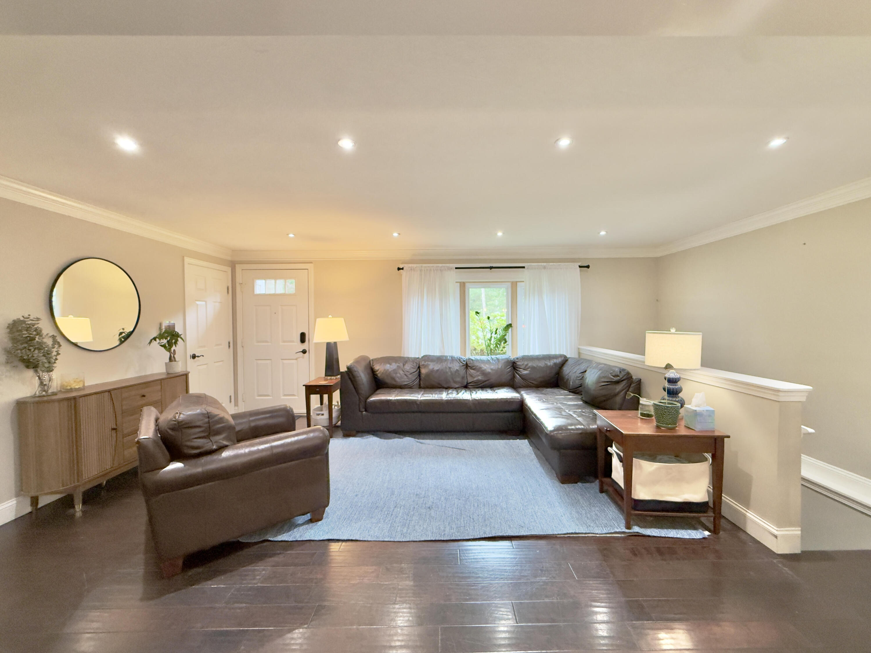 31 Childs Street Centerville, MA 02632 - Photo 5 of 17 Living room