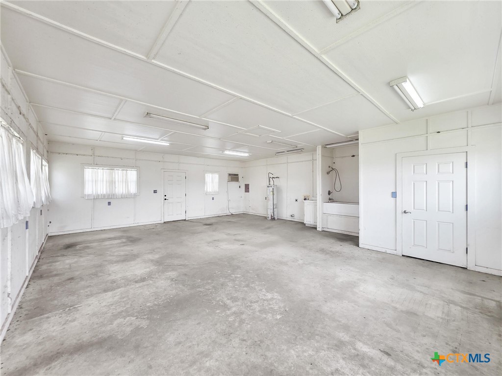 301 County Road 253 Bertram, TX 78605 - Photo 19 of 28