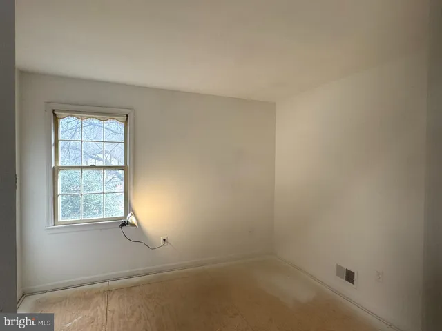 $849,999 | 9217 Dorothy Lane, Springfield, VA 22153