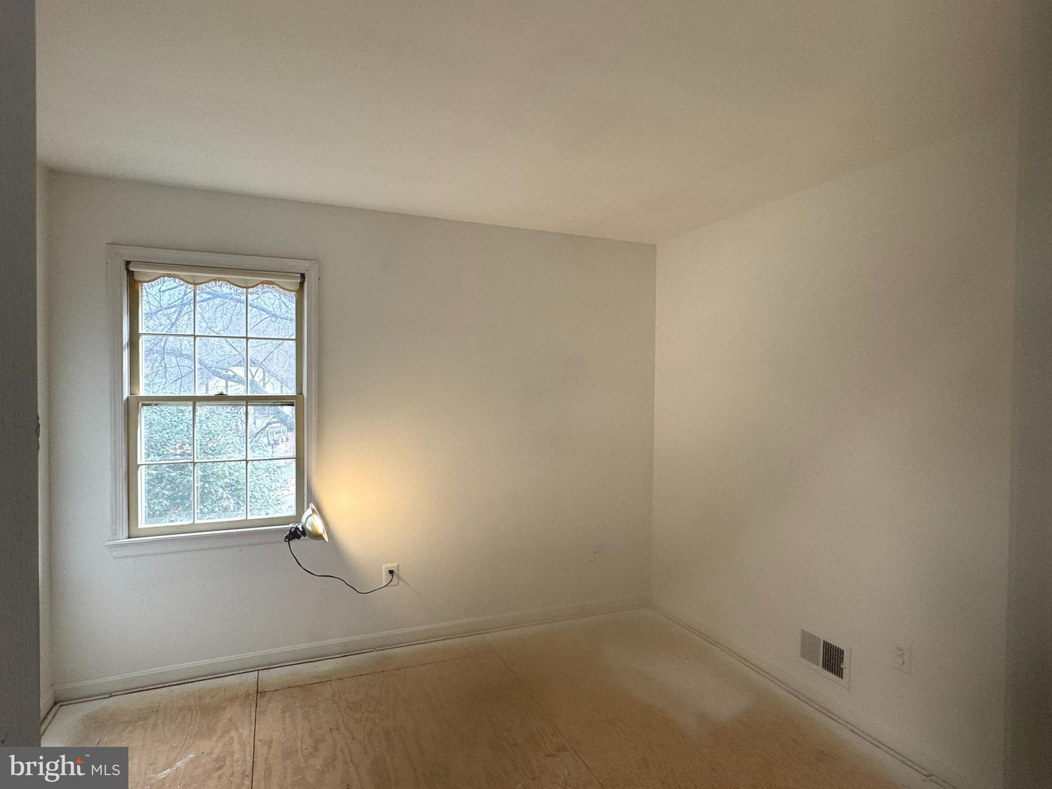 9217 Dorothy Lane Springfield, VA 22153 - Photo 22 of 54