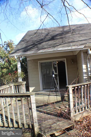 $849,999 | 9217 Dorothy Lane, Springfield, VA 22153