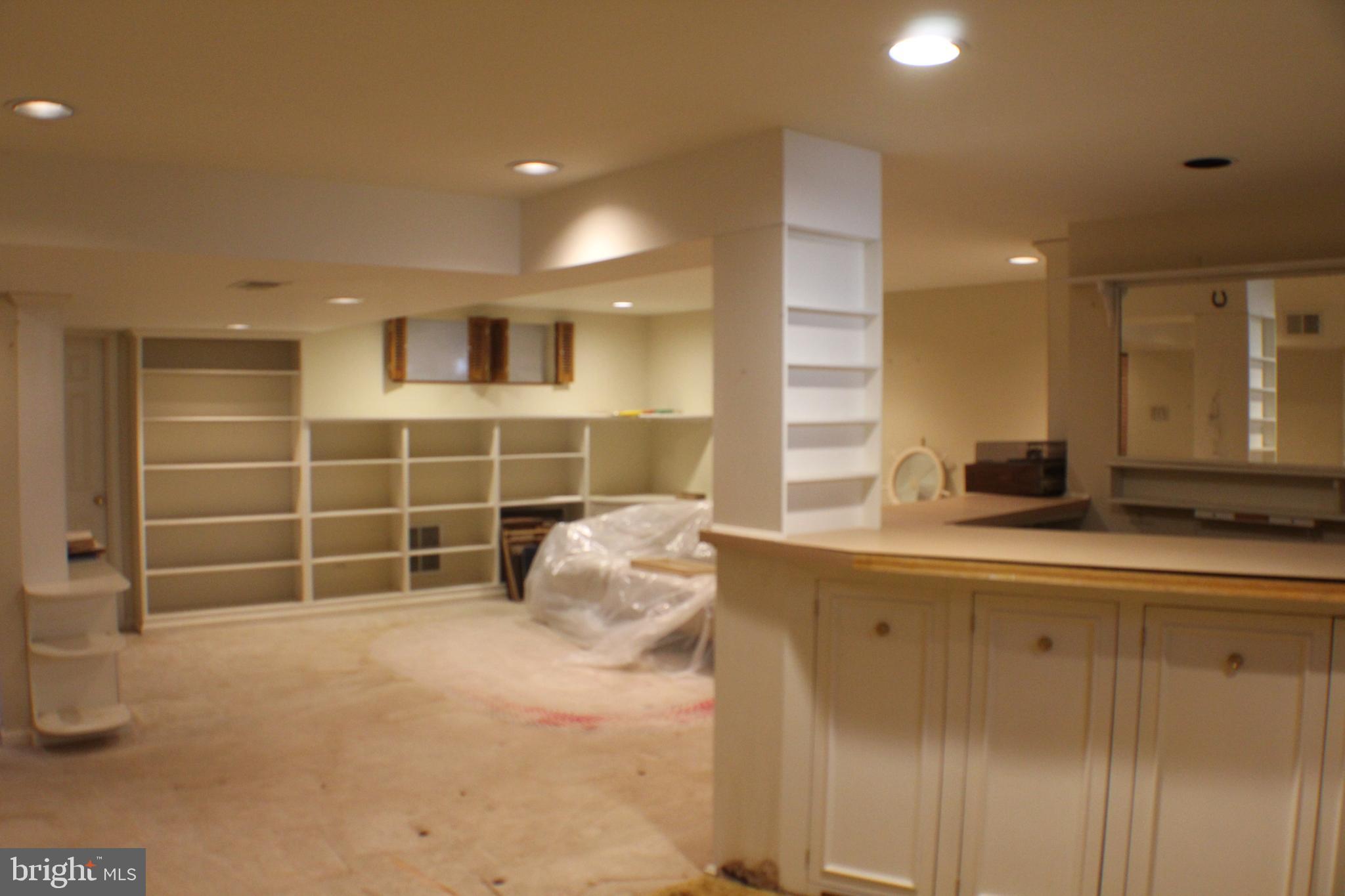 9217 Dorothy Lane Springfield, VA 22153 - Photo 25 of 76