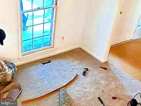 $849,999 | 9217 Dorothy Lane, Springfield, VA 22153