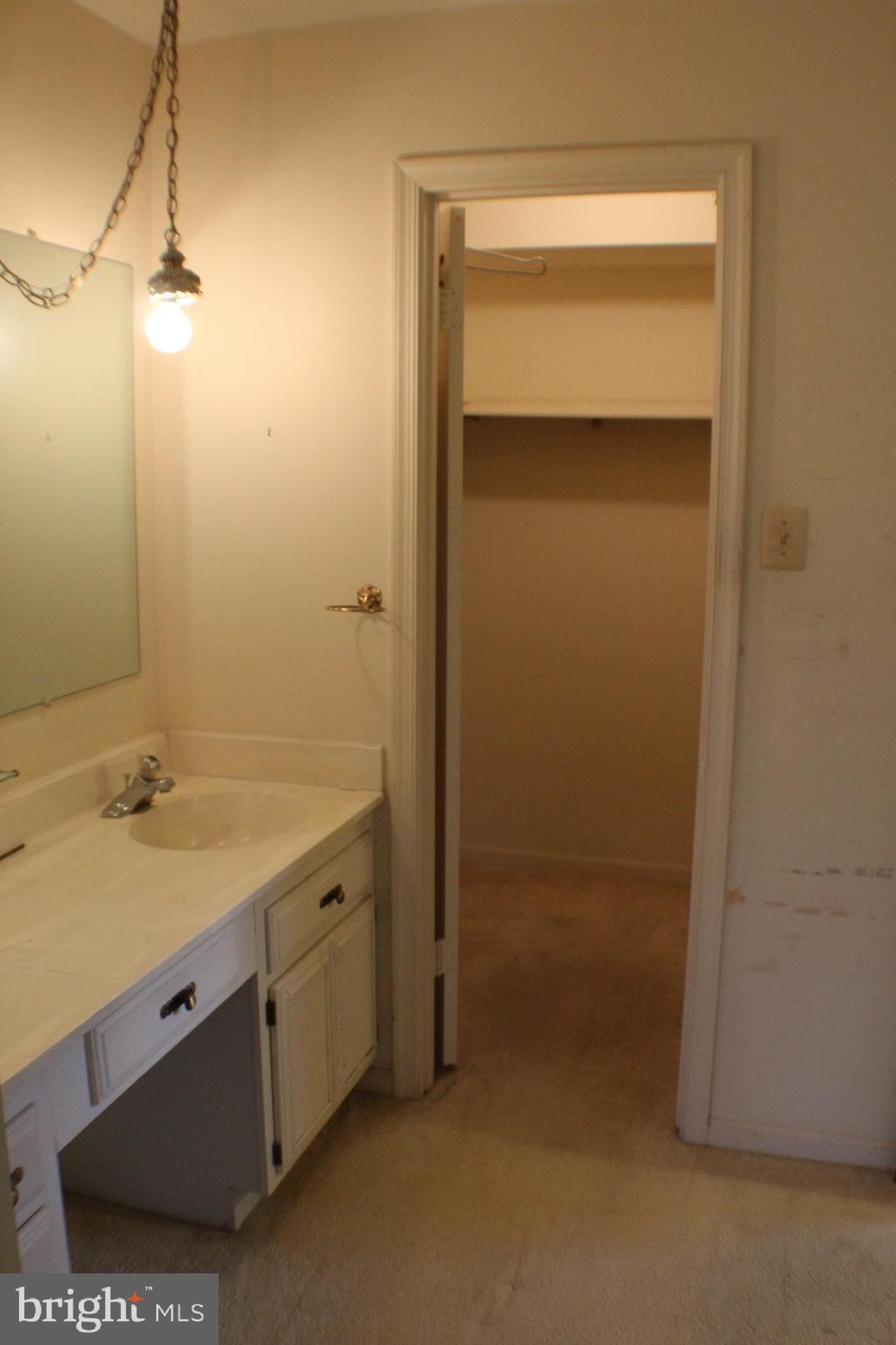 9217 Dorothy Lane Springfield, VA 22153 - Photo 35 of 76