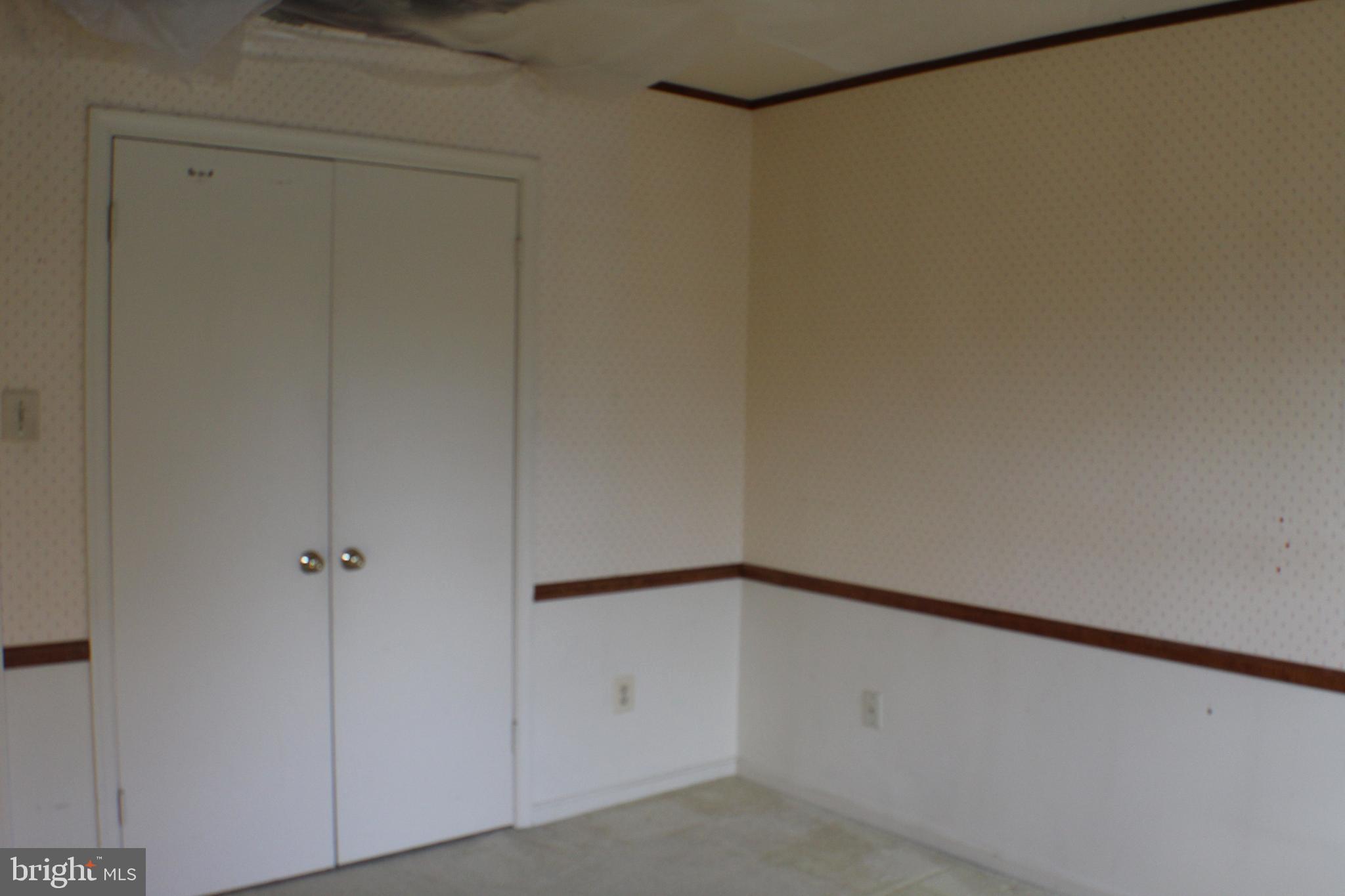 9217 Dorothy Lane Springfield, VA 22153 - Photo 38 of 76