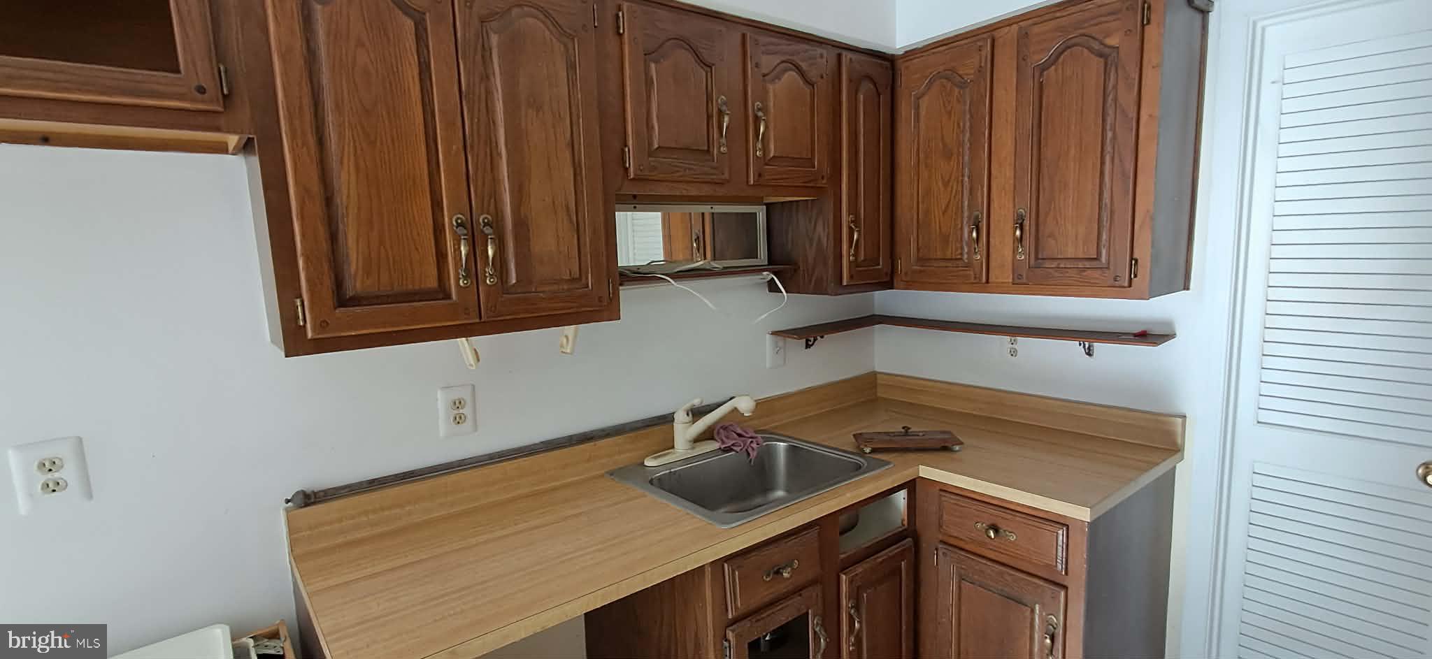 9217 Dorothy Lane Springfield, VA 22153 - Photo 41 of 54