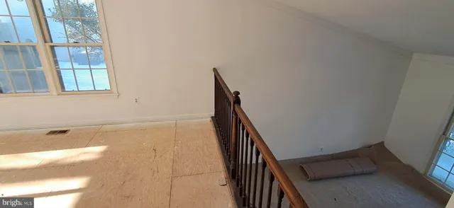 $849,999 | 9217 Dorothy Lane, Springfield, VA 22153