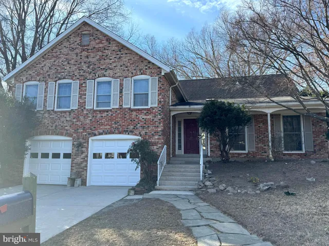 $849,999 | 9217 Dorothy Lane, Springfield, VA 22153