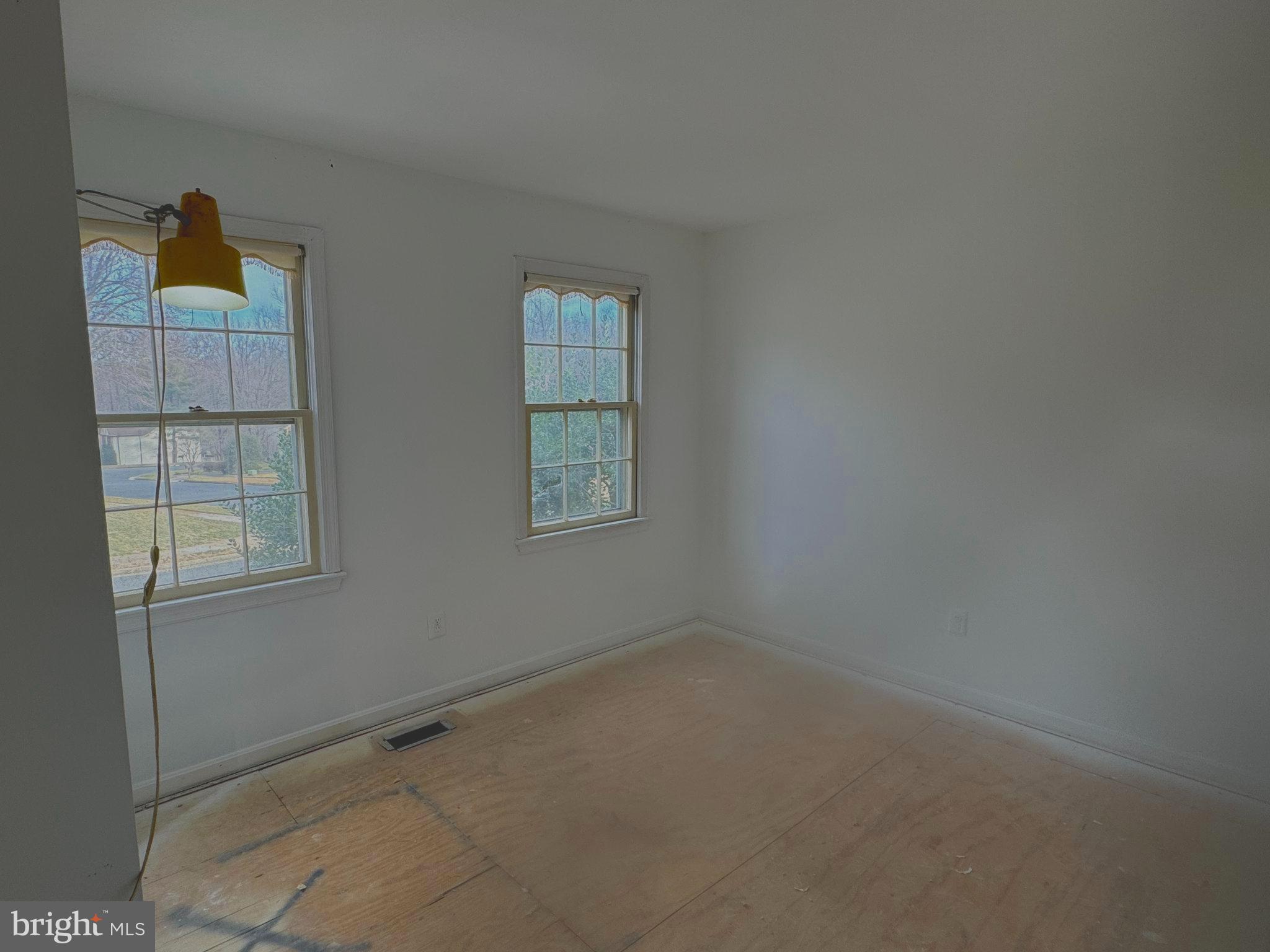 9217 Dorothy Lane Springfield, VA 22153 - Photo 9 of 54 large rooms w/ $seller credit