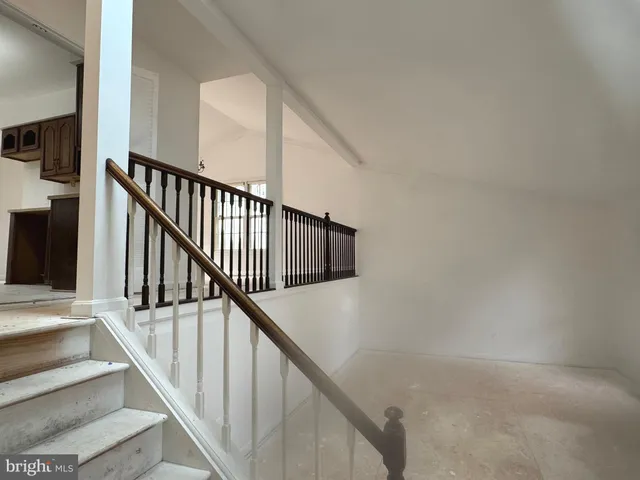 $849,999 | 9217 Dorothy Lane, Springfield, VA 22153