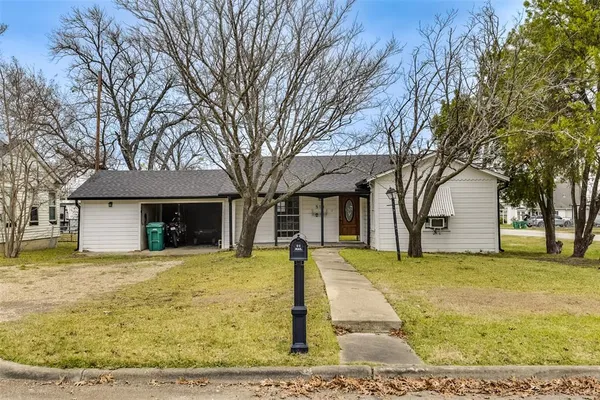 $199,999 | 510 South Church Street, Ferris, TX 75125