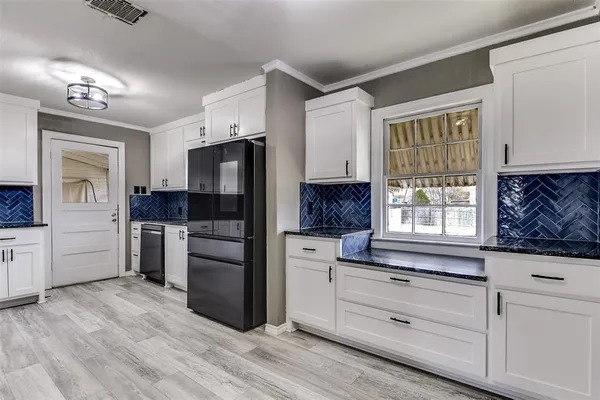 $199,999 | 510 South Church Street, Ferris, TX 75125