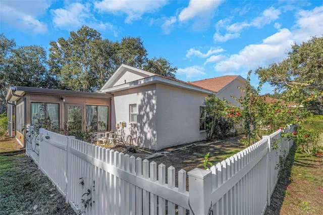 $689,500 | 1518 Fishing Lake Drive, Odessa, FL 33556