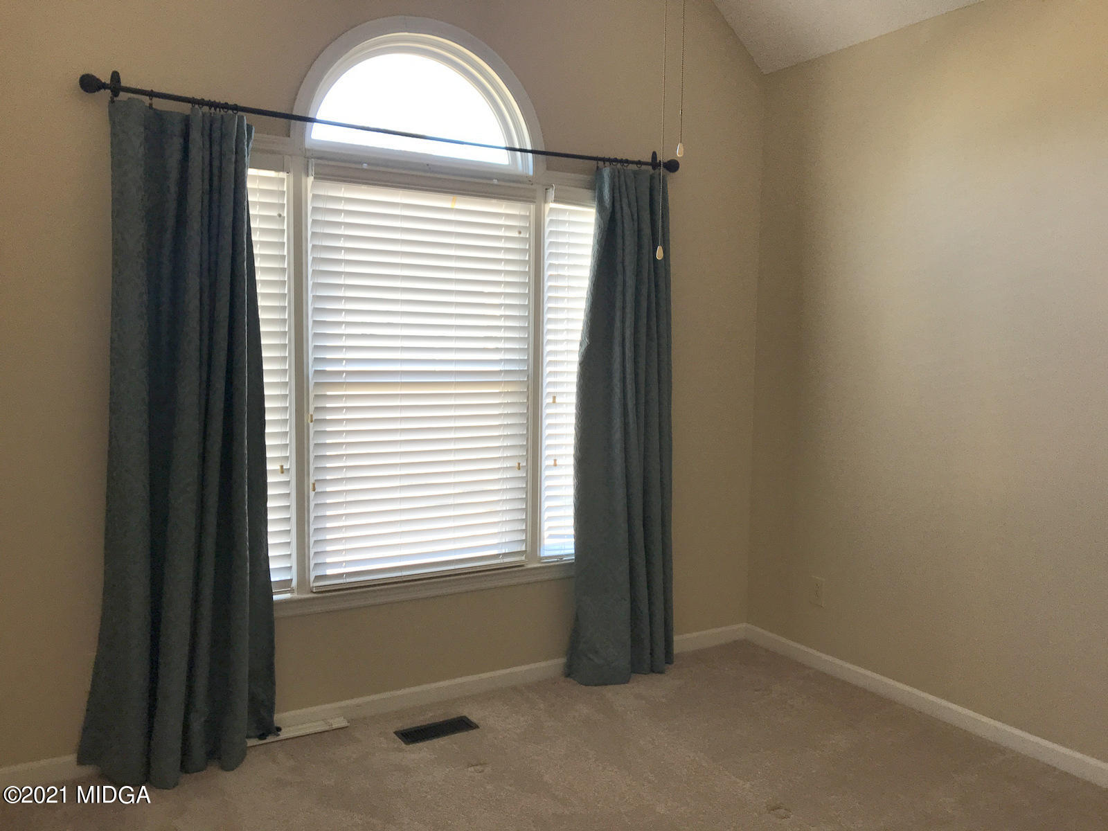 152 Springfield Boulevard Macon, GA 31210 - Photo 16 of 32 IMG_8320 (002)
