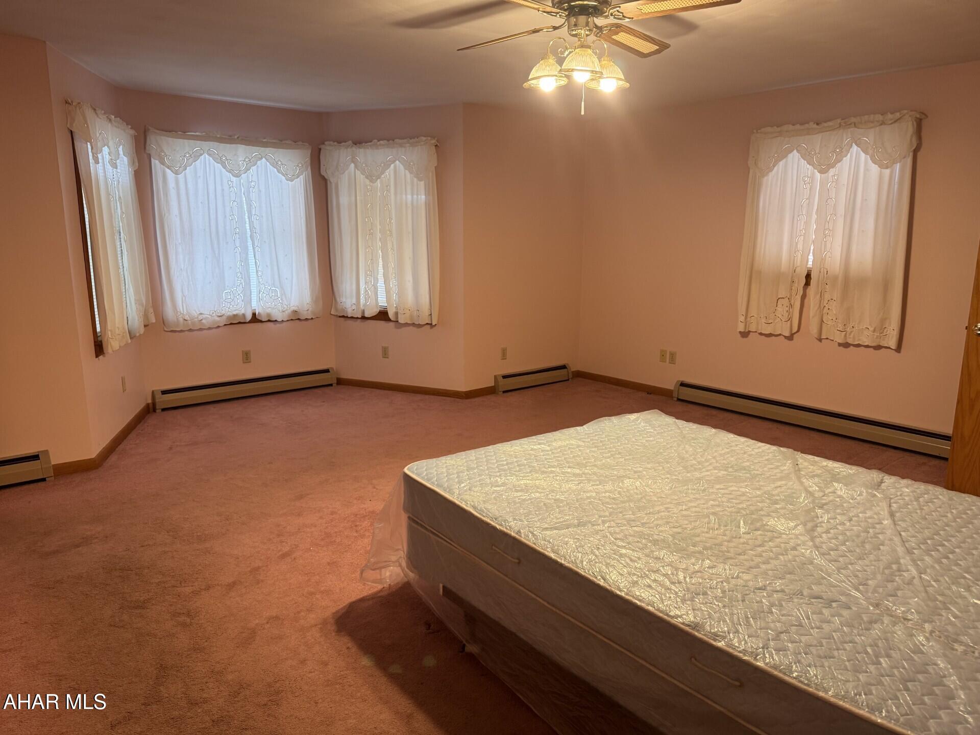 2149 Dutch Road Loretto, PA 15940 - Photo 13 of 30