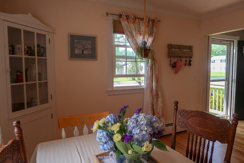 11 Mayflower Road Augusta, ME 04330 - Photo 8 of 33 IMG_5526