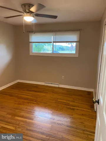 $1,800 | 871 Fairfax Pike, Stephens City, VA 22655