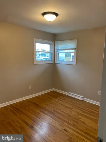 $1,800 | 871 Fairfax Pike, Stephens City, VA 22655