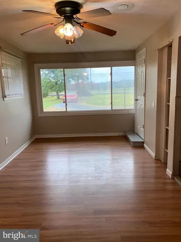 $1,800 | 871 Fairfax Pike, Stephens City, VA 22655