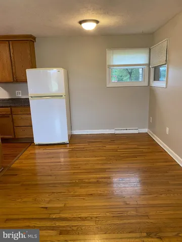 $1,800 | 871 Fairfax Pike, Stephens City, VA 22655