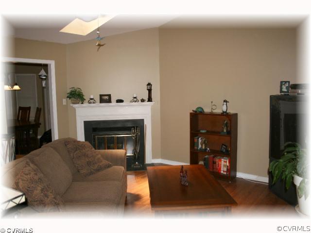 4619 Parrish Branch Road Midlothian, VA 23112 - Photo 3 of 12 Den/Family/Great Room