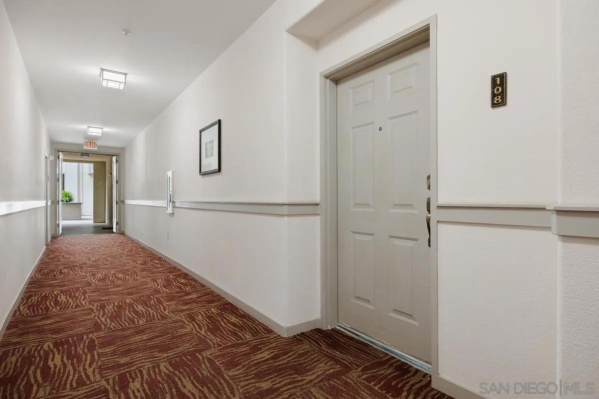 9263 Regents Road, Unit B108 La Jolla, CA 92037 - Photo 2 of 48