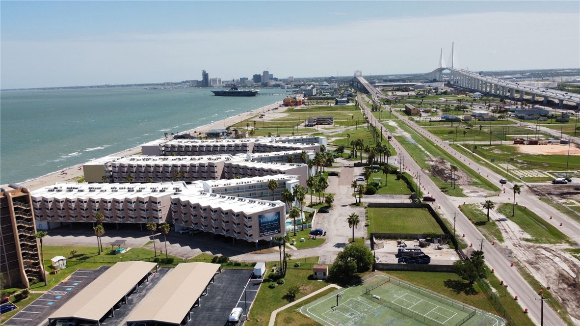 3938 Surfside, Unit 3233 Corpus Christi, TX 78402 - Photo 20 of 23 a view of a city