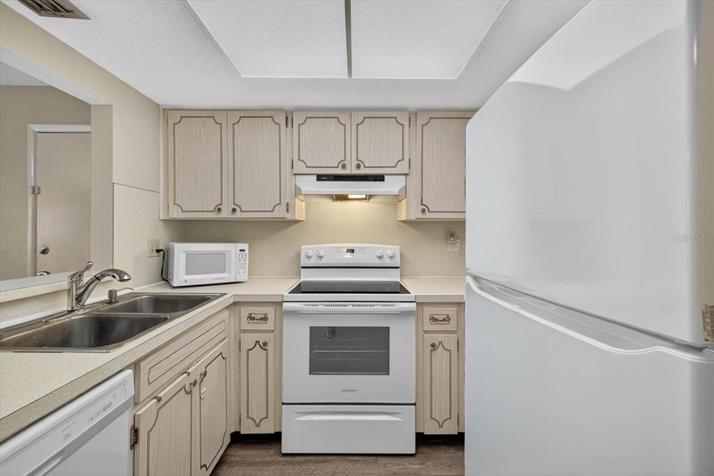 5242 Opal Lane, Unit 207 New Port Richey, FL 34652 - Photo 25 of 55