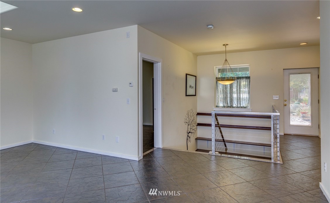 4900 Roney Road Bow, WA 98232 - Photo 6 of 25 Gallery Image 6