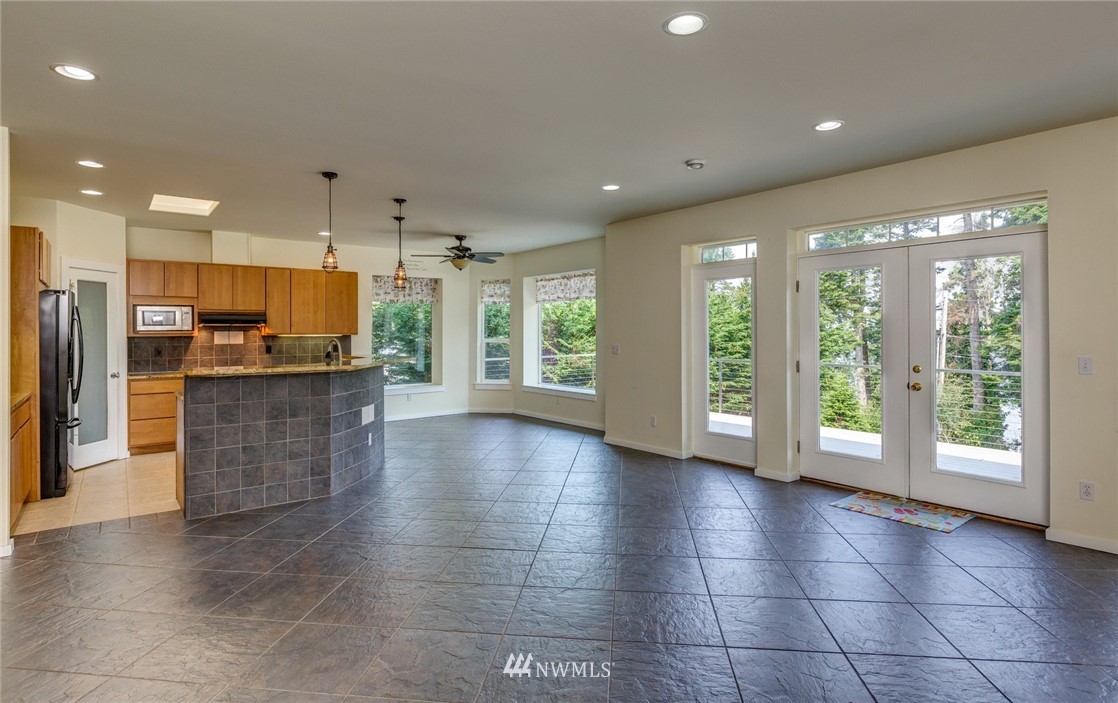 4900 Roney Road Bow, WA 98232 - Photo 7 of 25 Gallery Image 7