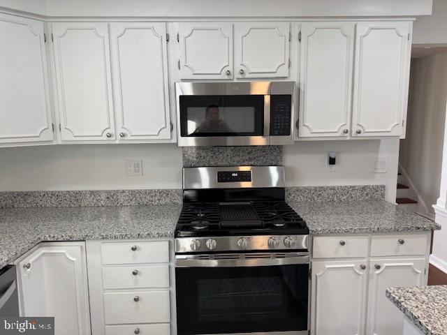 9507 Fort Foote Road Fort Washington, MD 20744 - Photo 8 of 49 New and efficient appliances