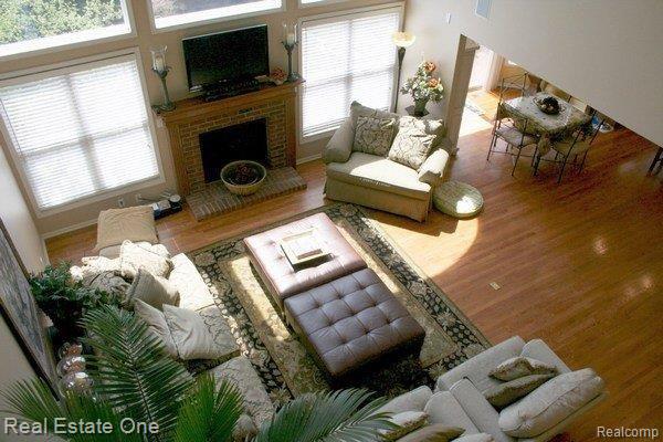 3805 Red Root Road Lake Orion, MI 48360 - Photo 4 of 25 Great Room