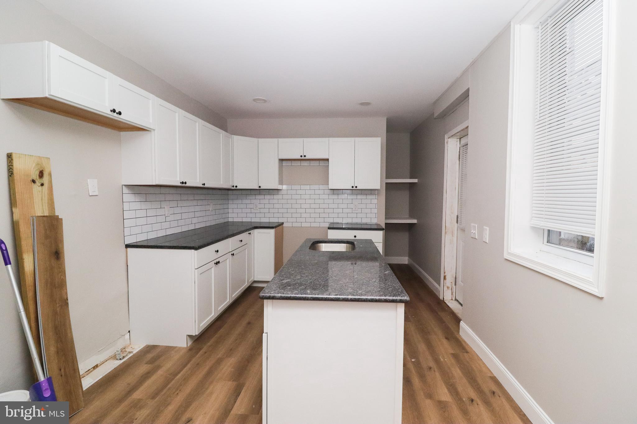 34 West Maple Street York, PA 17401 - Photo 5 of 30