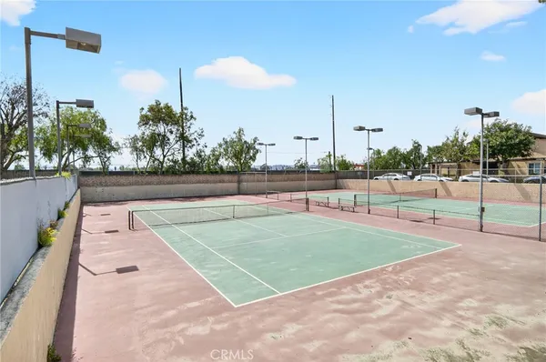 $640,000 | 12305 Runnymede Street, Unit 1, North Hollywood, CA 91605