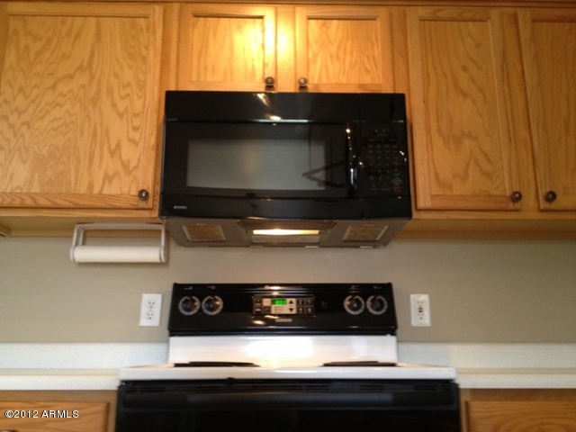 17435 North 16th Place Phoenix, AZ 85022 - Photo 11 of 42 stove and micro