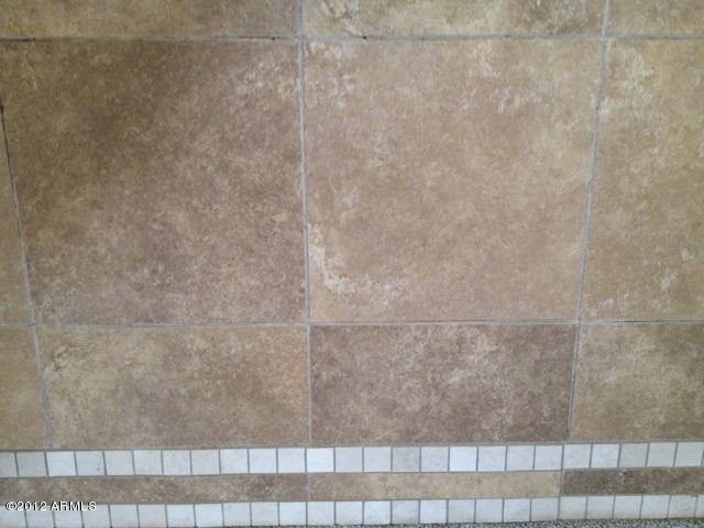 17435 North 16th Place Phoenix, AZ 85022 - Photo 12 of 42 tile sample