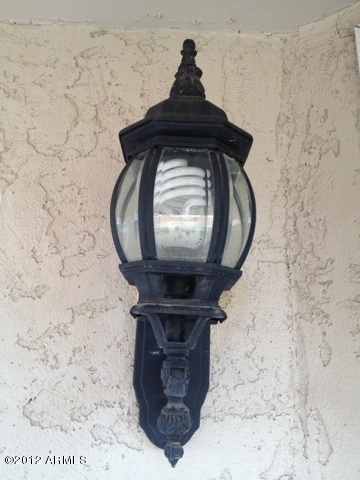 17435 North 16th Place Phoenix, AZ 85022 - Photo 4 of 42 coach lights