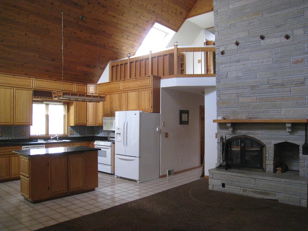 4219 Hammarstrom Road Sturgeon Bay, WI 54235 - Photo 5 of 14